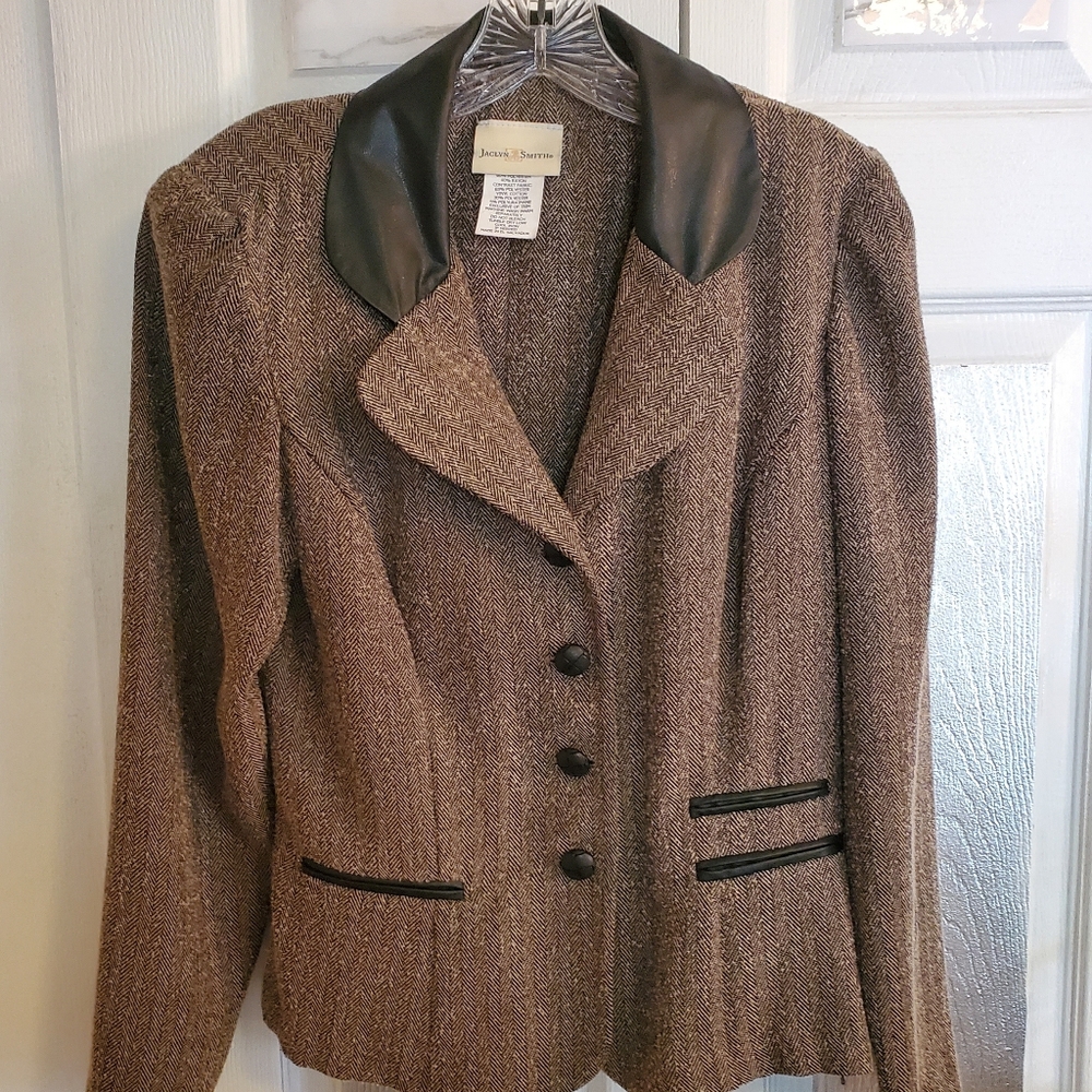 Jacycln Smith Brown Tweed Blazer - Picture 2 of 10